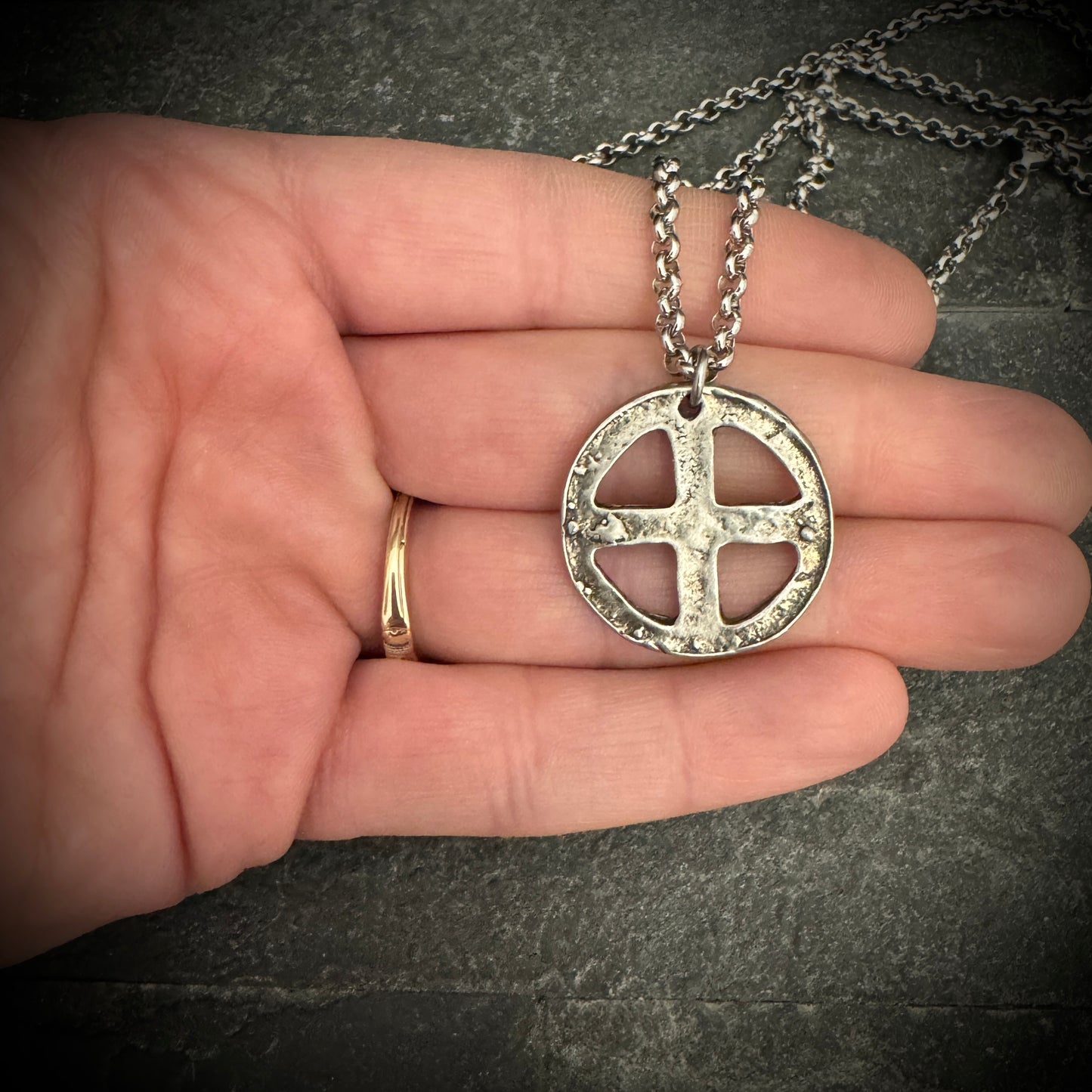 Circle Cross