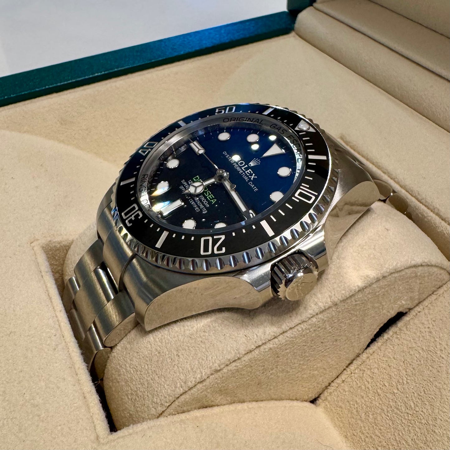 Rolex Deepsea “James Cameron” – Model 136660 (2025)