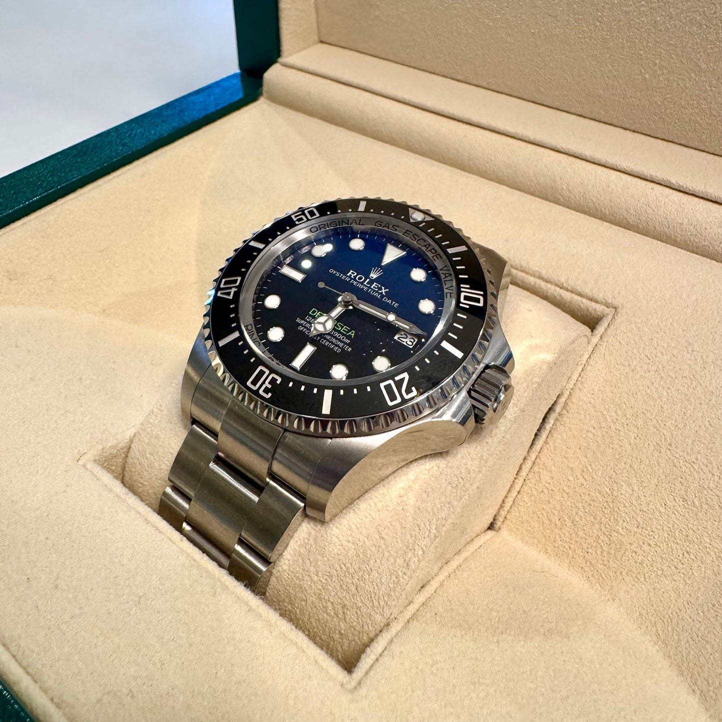 Rolex Deepsea “James Cameron” – Model 136660 (2025)