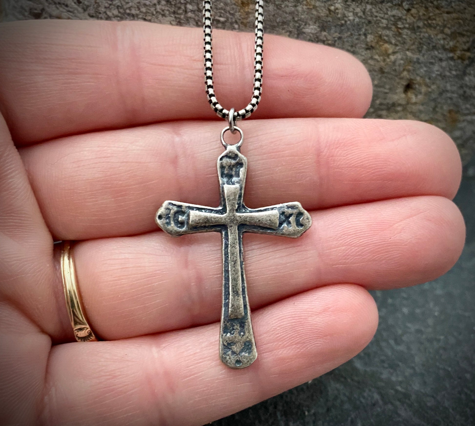 JOhnny LTD Mens medieval cross necklace