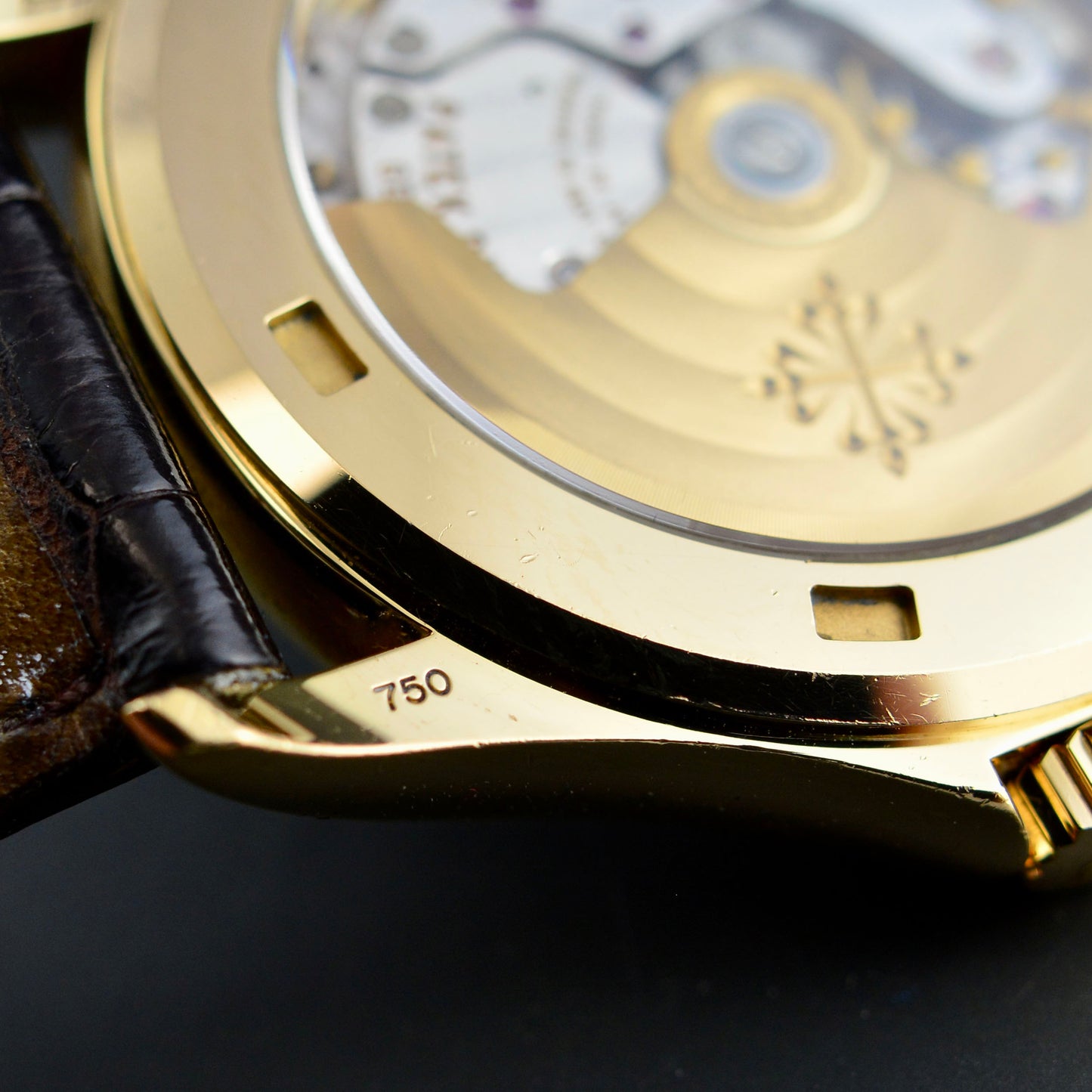 Patek Philippe Calatrava 5107J-001 18k - 37mm Watch (2001-2005)