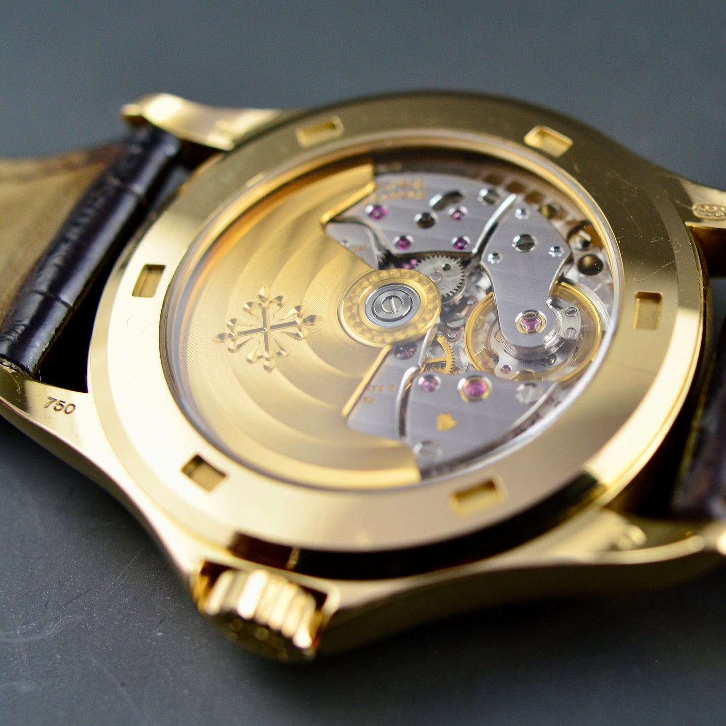 Patek Philippe Calatrava 5107J-001 18k - 37mm Watch (2001-2005)