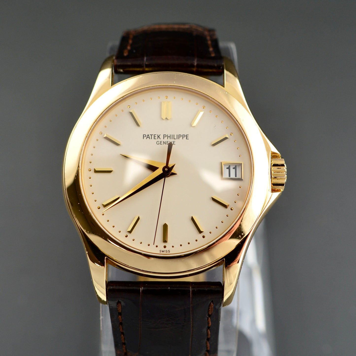 Patek Philippe Calatrava 5107J-001 18k - 37mm Watch (2001-2005)