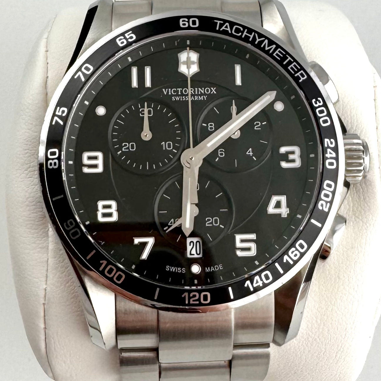 Victorinox Swiss Army Chrono Classic – Model 241650
