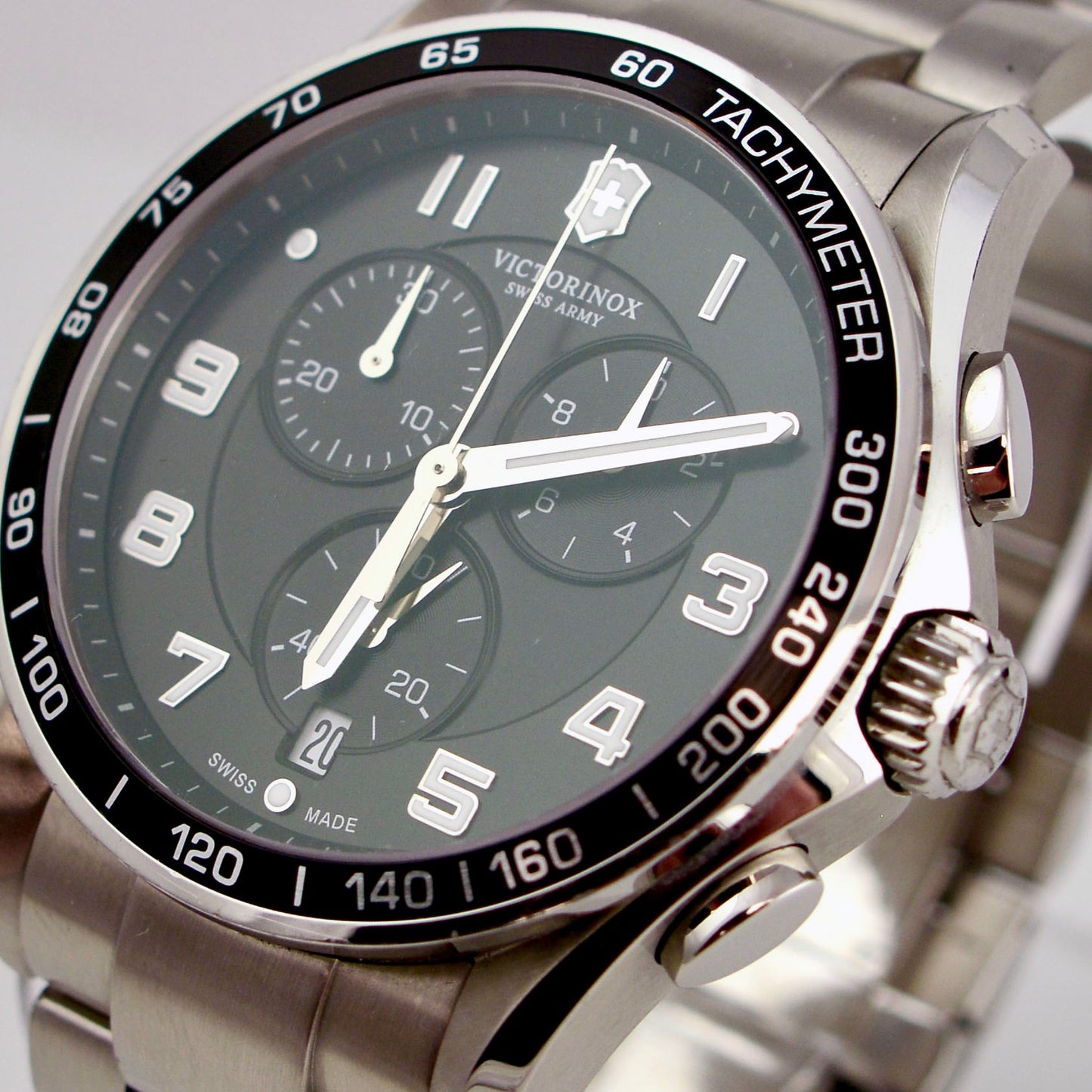 Victorinox Swiss Army Chrono Classic – Model 241650