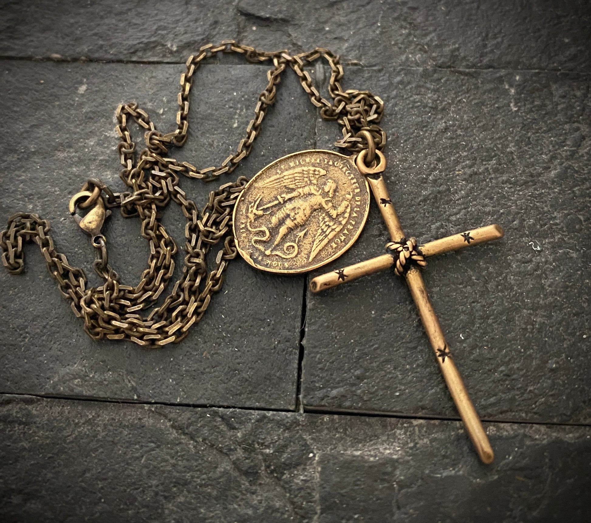 Antiqued Brass Cross Johnny LTD