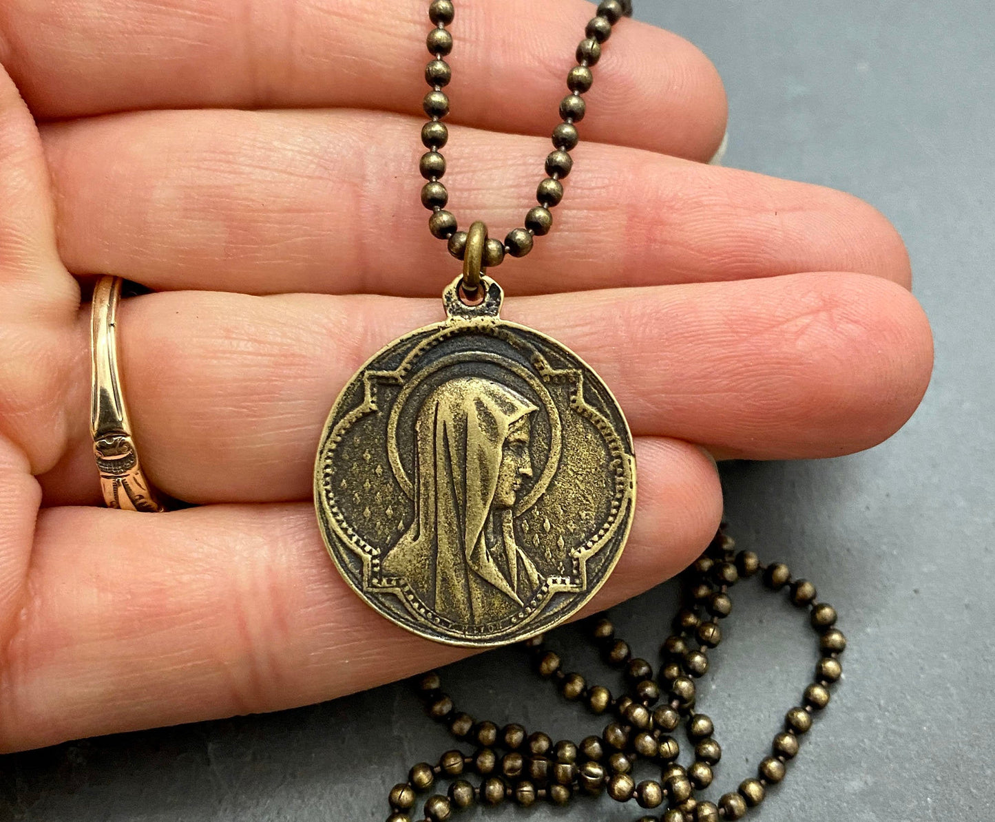 Virgin Mary Catholic Vintage Style Medal on Men's Brass Bead Chain, Unisex Necklace, Virgin Mary, Mother Unisex, 20 or 24 Inch, BR-030